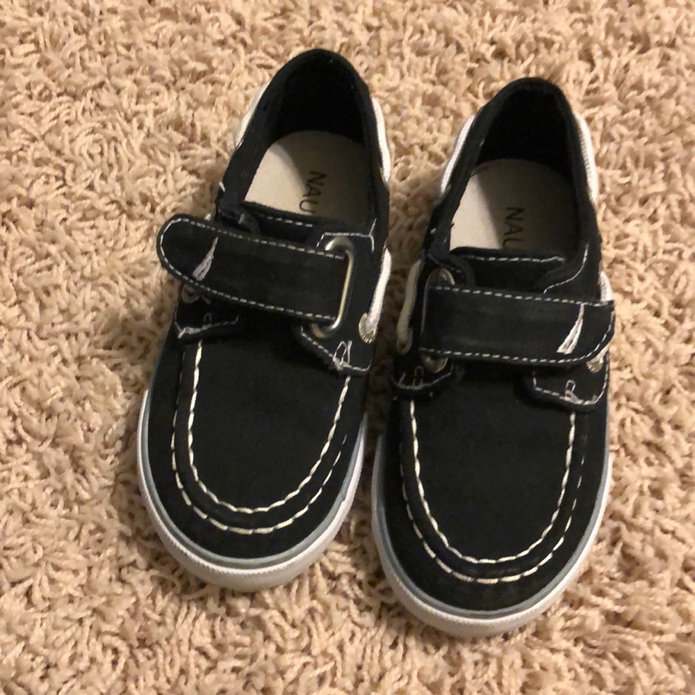 Nautica Black Kids Boat Shoe -Size 7
